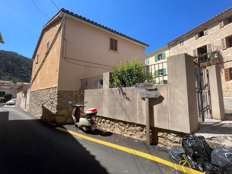 Foto ed65c578-8458-4c7f-8c73-97d62f7a9392. Casa amb aparcament a Selva