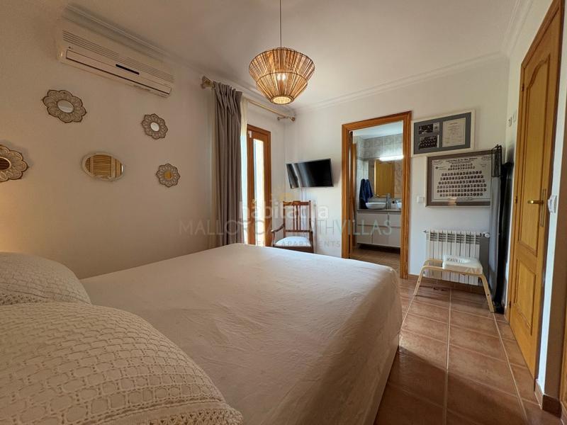 Foto 62302176-9f8f-41ea-a2f4-7d8aa7710091. Casa adossada amb aparcament a port de Pollença Pollença