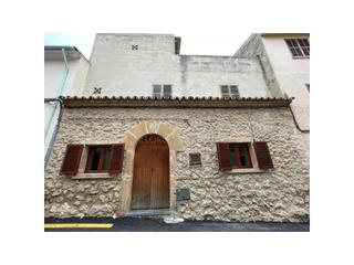 House in Pollença Poble. Casa en pollensa cerca del casco antiguo