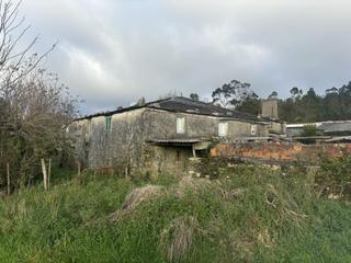 Masia a Lugar muro vasco 1. Casa as neves muro vasco