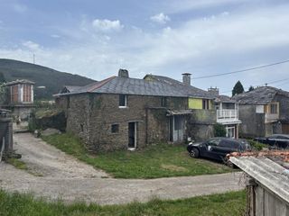 Mas à Lg vilariño 20. Casa mañon vilariño