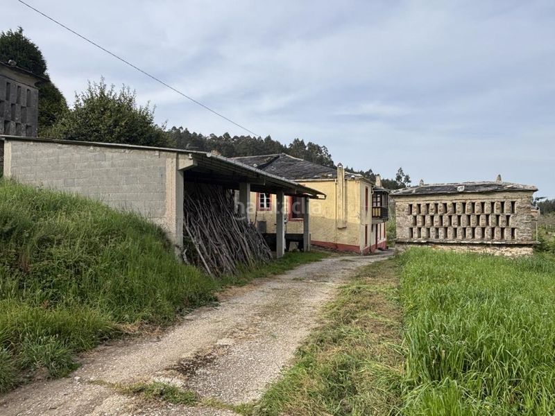 Foto 8bd29587-70a7-43e5-b746-37a1cb77e579. Masia amb aparcament a Mañón