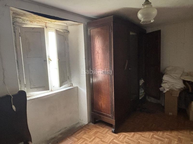 Foto f82a2f0f-f23b-41d9-8a96-a0e92333f37e. Masia amb aparcament a Mañón