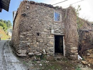 Semi detached house in Ortigueira. Casaladridosandes46