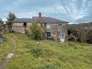 Masia a Lugar solores 2. Casa devesos solores