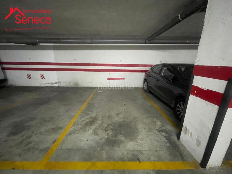 Foto 935e0580-32be-428d-a591-95b18e030570. Parking coche plaza de garaje en virgen de las angustias en Córdoba