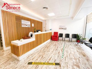 Lloguer Local Comercial  Alhaken ii. Local comercial en alquiler en pleno centro