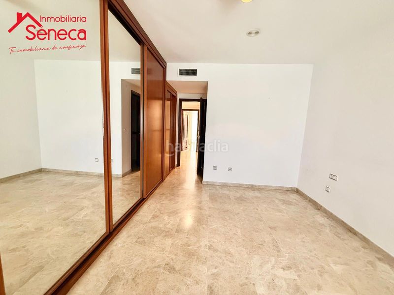 Foto 4466290a-2a3f-4a03-8c5e-7b6721b99485. Dúplex amb calefacció aparcament a Tablero Bajo - Arruzafilla Córdoba