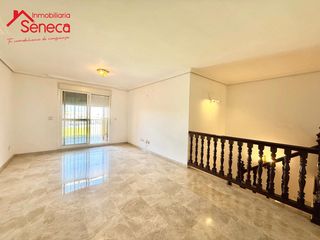 Duplex  Dolores ibarruri. Magnífico piso dúplex en el tablero bajo