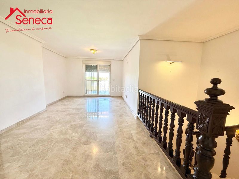 Foto a8e936a7-502b-4e4c-82f7-06f07f2534d2. Dúplex amb calefacció aparcament a Tablero Bajo - Arruzafilla Córdoba