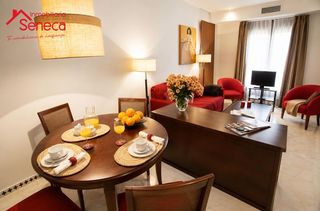 Flat  Alcantara. Acogedor piso en san pedro con licencia turística