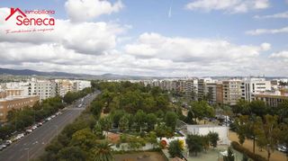 Location Attique  Paseo de la victoria. Impresionante ático en paseo de la victoria ideal para oficina o