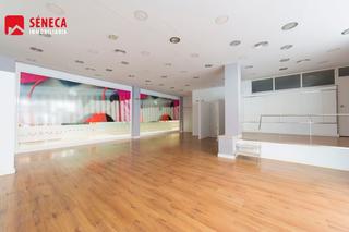 Local Comercial a Fuente Palmera. Local comercial en venta en fuente palmera