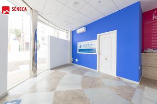 Local Comercial en Santa Rosa - Valdeolleros