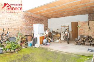 Casa adossada a Villafranca de Córdoba. Exclusivo adosado para terminar de construir en villafranca de c