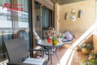 Appartement à Huerta de la Reina - Trassierra. Piso en vial con garaje y trastero