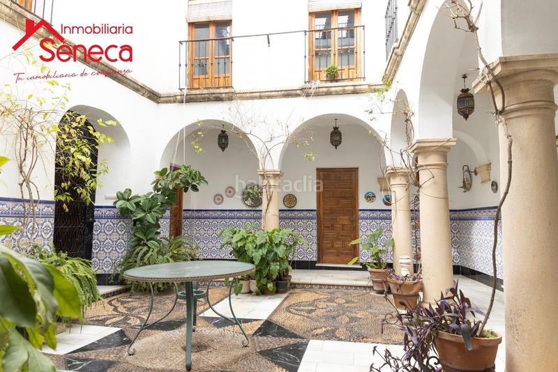 Foto 80bb683a-5b41-4ac5-9647-44bc963a2143. Maison avec chauffage parking piscine dans casco histórico - ribera - san basilio Córdoba