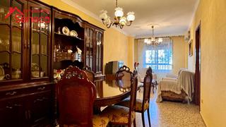 Pis a El Brillante -El Naranjo - El Tablero. Fantástica vivienda en entreplanta en barrio naranjo