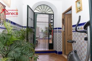 Casa a Santa Rosa - Valdeolleros. En córdoba