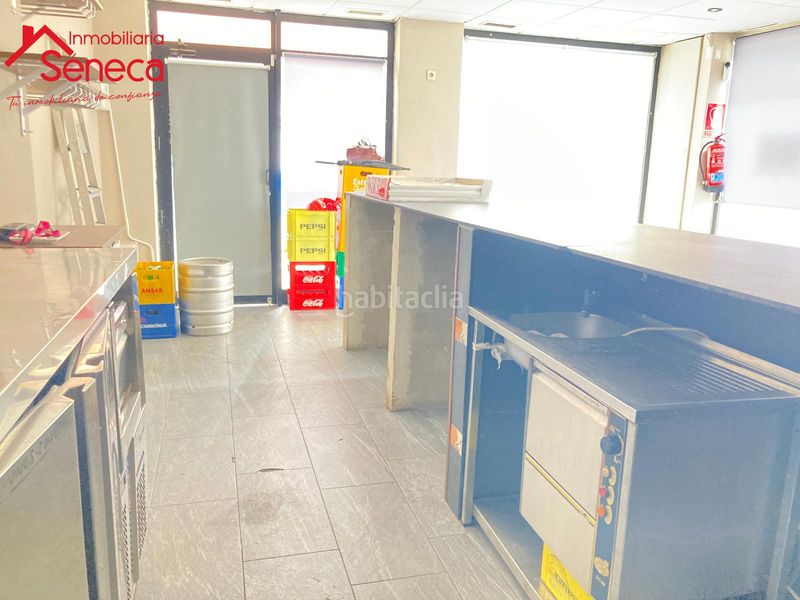 Foto ececd924-3261-4790-b9a8-566934661188. Local comercial a Centro Córdoba