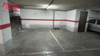 Miete Autoparkplatz in Ciudad Jardín - Zoco. Plaza garaje en medina azahara