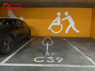 Lloguer Aparcament cotxe a Centro. Garaje en la zona de gran capitan