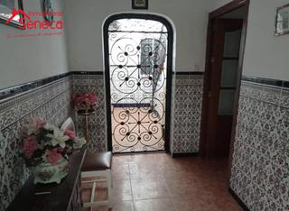Casa a Santa Rosa - Valdeolleros. Casa en valdeolleros