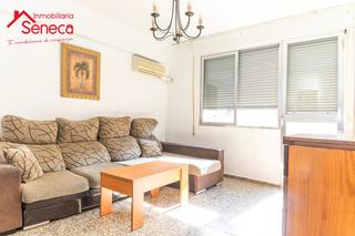 Appartement à Huerta de la Reina - Trassierra. Piso zona doña berenguela