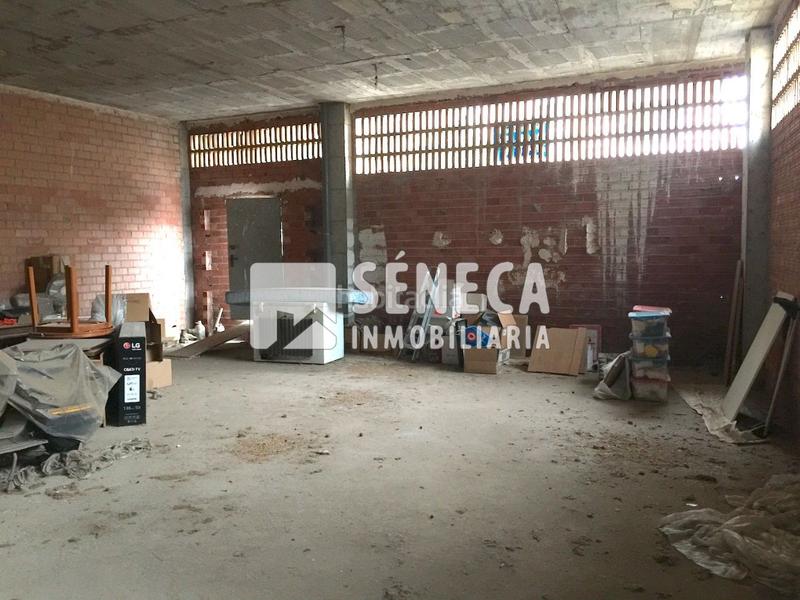 Foto f6513dbc-4c33-4045-88e0-c579d202d067. Alquiler local comercial en Santa Rosa - Valdeolleros Córdoba