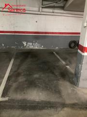 Location Parking voiture à Ollerías - San Cayetano. Garaje en la zona de ollerias