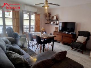 Pis a Sta. Marina - San Andrés - San Pablo - San Lorenzo. Piso en el centro