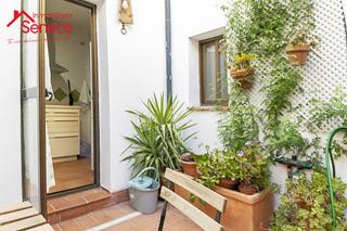 Appartement à Casco Histórico  - Ribera - San Basilio. Piso en conde de gavia con licencia turística