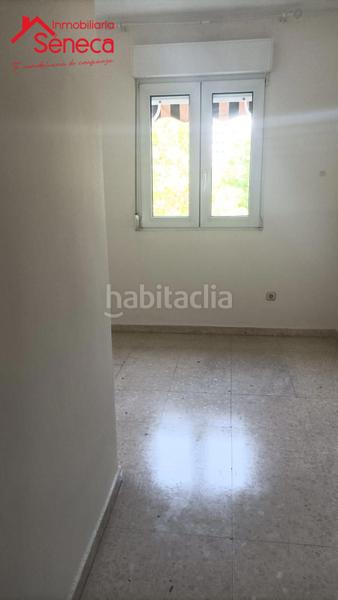 Foto 8abab6fb-5cc0-4097-8447-01a91c37b062. Alquiler piso  en el centro en Ciudad Jardín - Zoco Córdoba
