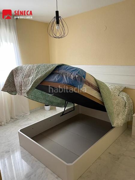 Foto 79d79122-f54f-4609-a86d-16ad99e71c75. Piso  en el vial en Santa Rosa - Valdeolleros Córdoba