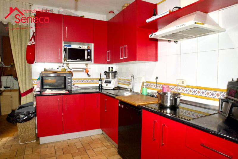 Foto 156b3c31-ba5c-47cb-b927-b38085f62228. Casa adossada a Cañero Córdoba