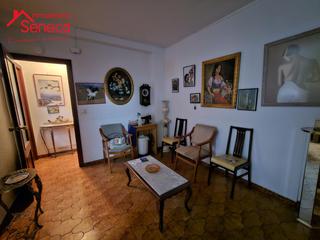 Etagenwohnung  Conquistador ordoño alvarez. Piso en la fuensanta