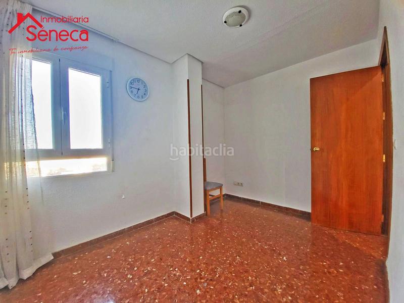 Foto 3a4e554d-6f02-4d21-8c0e-a5e64060b8f9. Appartamento con riscaldamento in Ciudad Jardín - Zoco Córdoba