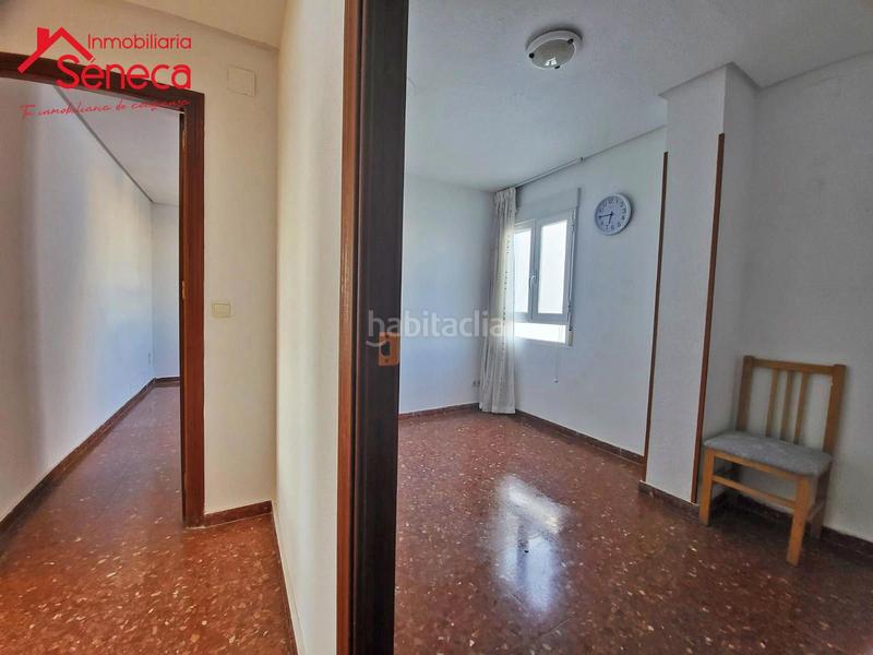 Foto 62520000-1bc9-43f0-90e3-43266660fc65. Appartamento con riscaldamento in Ciudad Jardín - Zoco Córdoba