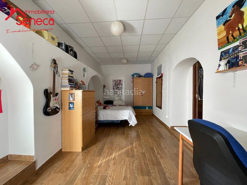 Foto f195abba-2d81-48a4-8ca5-c9871d432c3e. Casa con riscaldamento parcheggio in Rambla (La)