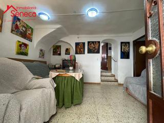 Xalet  Cazorla. Chalet independiente en la rambla