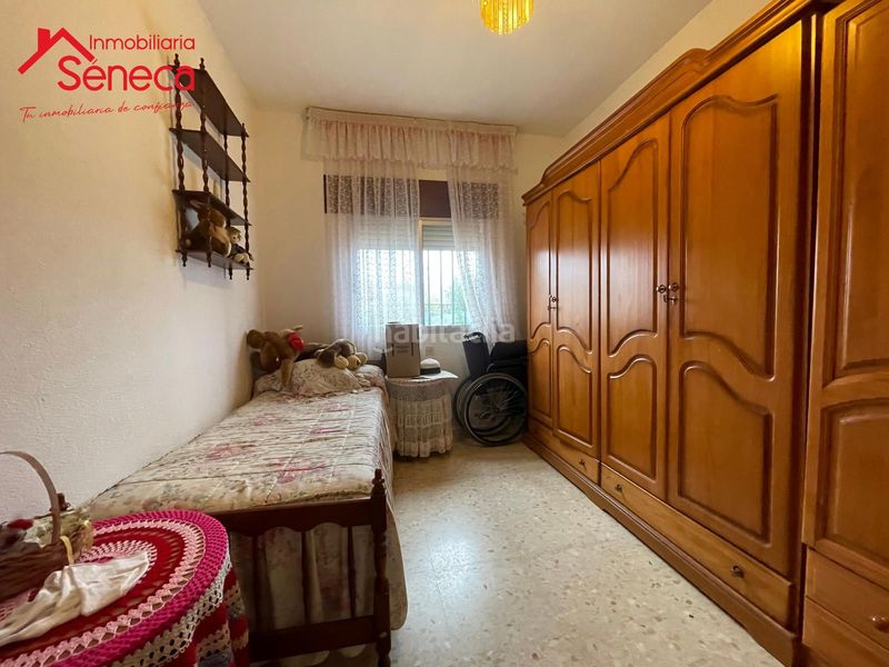 Foto 349bcca1-2793-4945-b44a-5ec5fc108bae. Xalet amb calefacció aparcament piscina a El Higuerón Córdoba