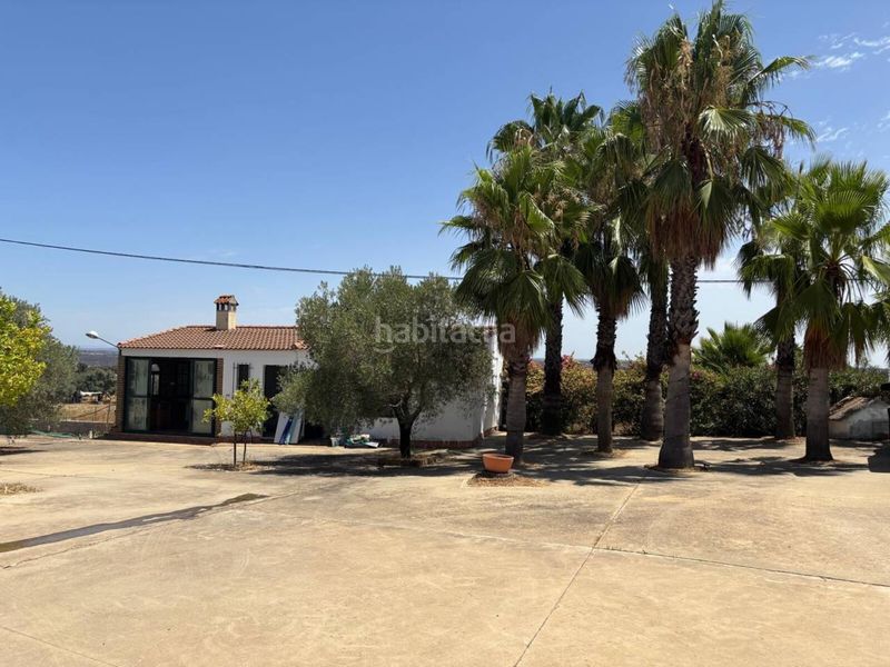 Foto f02af5e9-69c7-4500-b876-2a43aed6abe5. Mas avec parking piscine dans San Bartolomé de la Torre