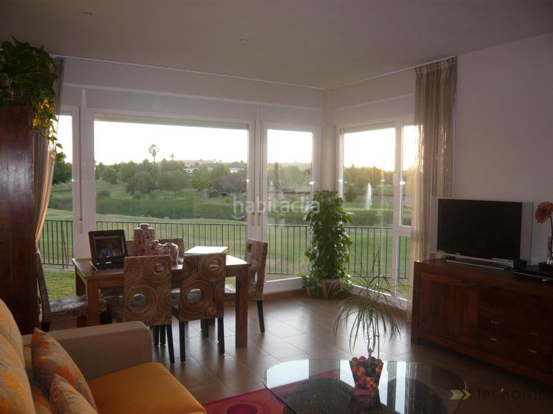 Foto 09798e68-d7a4-40a7-9a0e-ce057137b117. House with parking in Golf Guadiana Badajoz