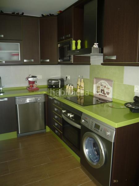 Foto 729f5f14-13b2-482c-9af2-a9de4e323054. House with parking in Golf Guadiana Badajoz