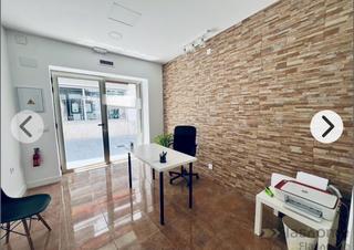 Local commercial à Casco Antiguo. Badajozlocal