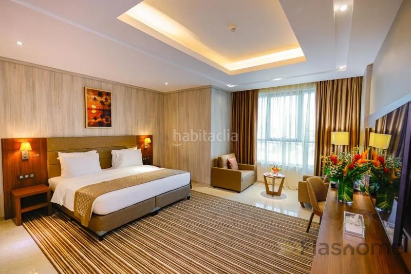 Foto 566016b2-f60f-426e-b18c-f3f273f01587. Edifici a Toro