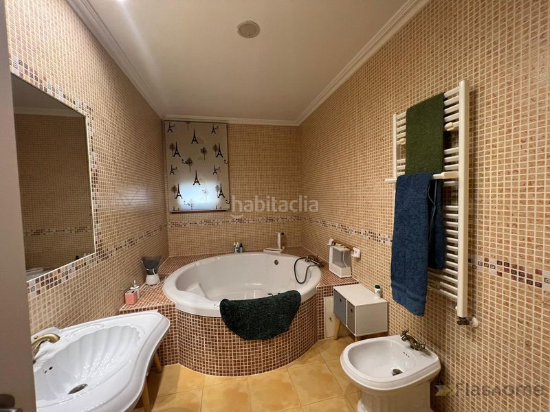 Foto a56845c1-9a4d-4fcd-a1a5-7ced0469b3d6. Chalet  en Medellín