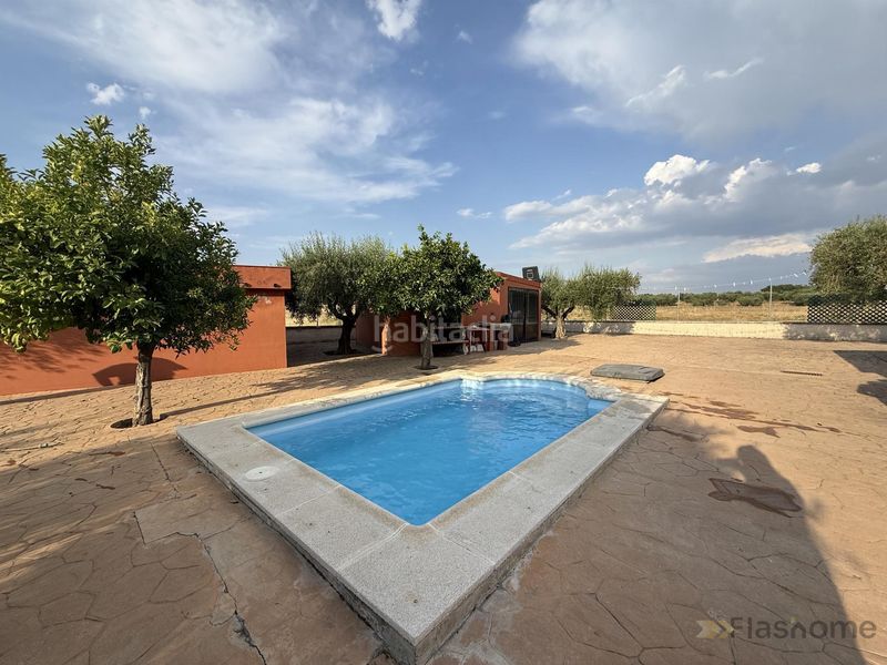 Foto 3be09f95-3bfe-4d1e-8373-c47d8002ae36. Casa amb aparcament piscina a Santa Amalia