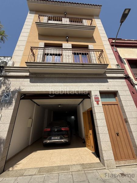 Foto 0a455ef3-17fc-46cf-8269-902876a512f5. Edificio in Don Benito