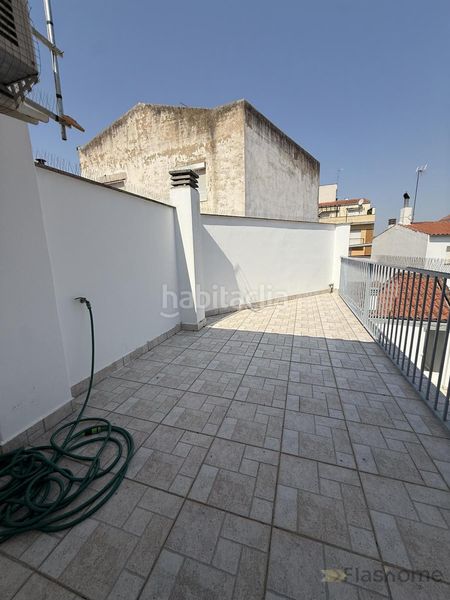 Foto 9d6a8043-1bbb-4bb6-8e75-4c8c1fb27e20. Edificio in Don Benito